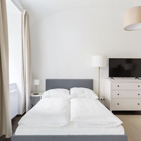 Free Parking I 500 Mbit Wifi I Kingsize Bed Appartement Wenen Buitenkant foto